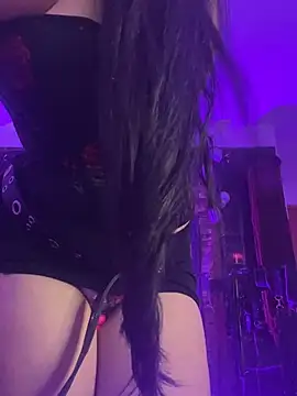 Cris_bdsm1 Adlı Modelin Canlı XXX Sohbeti