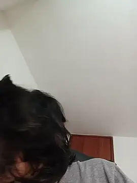 _Alele_ Adlı Modelin Canlı XXX Sohbeti