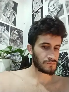 Chat +18 de Loggan_donnelly ao vivo