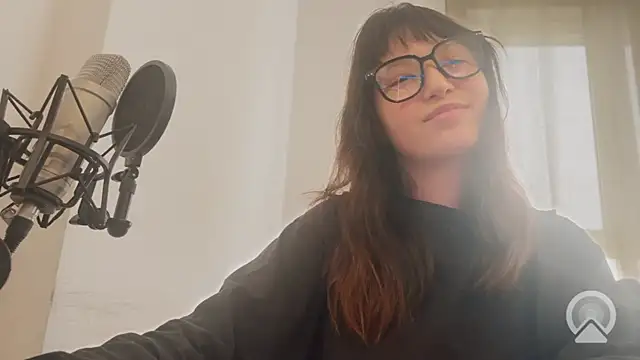 Chat +18 de AlisaNaughty ao vivo