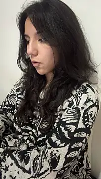 HollyPeachh Live XXX-Chat