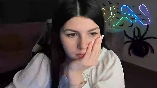 KisaModel Chat XXX in diretta