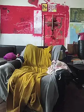 Ozomitro Adlı Modelin Canlı XXX Sohbeti