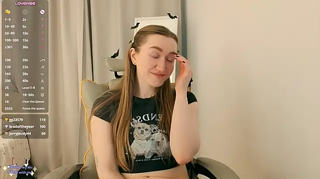 mowalova Live XXX Chat
