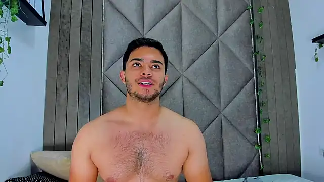 TylerWest_ Live XXX Chat
