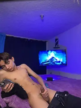 Helly_BOss7n Live XXX chat
