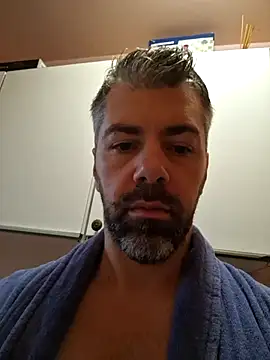 XXX chat uživo modela GymVio