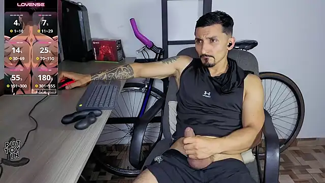 Chat XXX ao vivo de Marck_Muscle