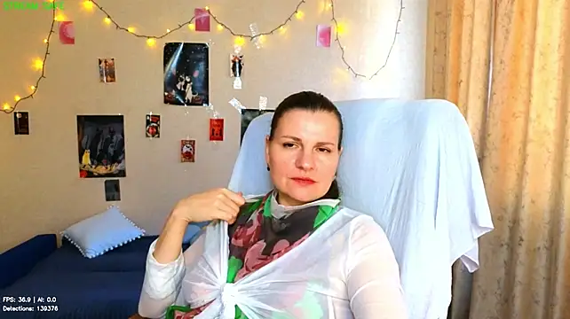 Mirabelle_Velvet – Live XXX-chat