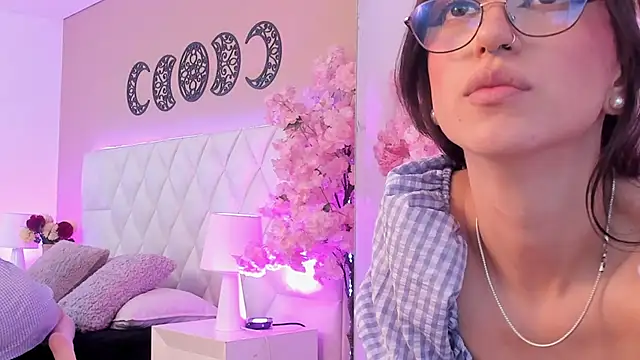 Zoey_kiss_ 现场XXX聊天