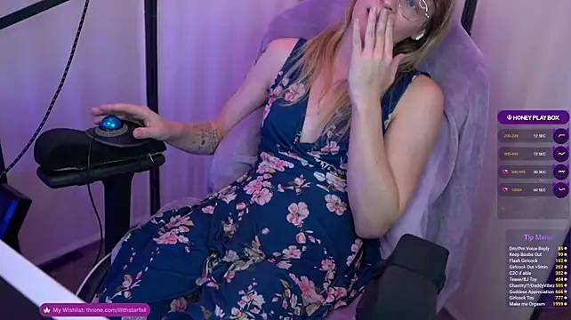 Lilithstarfall's Live XXX Chat