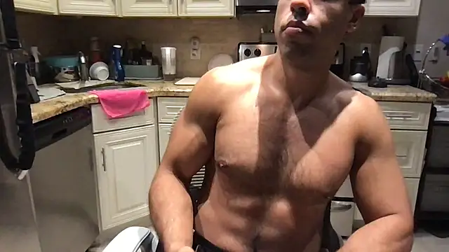Chat +18 de BigGuyMuscle ao vivo