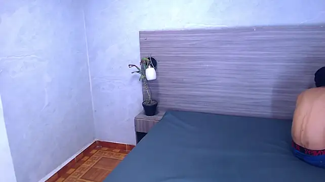 Maximo_Julin Live XXX chat