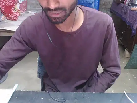 XXX chat uživo modela ThethunderPo