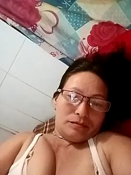 Sexy_cum123 Chat XXX in diretta