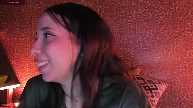XXX chat uživo modela Apartment28