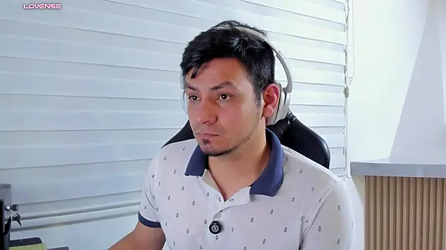 Chat XXX en directo de Rick_Adams