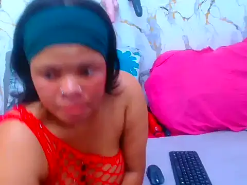 MegicalBoobs34 Adlı Modelin Canlı XXX Sohbeti