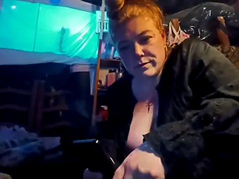 Chat +18 de BettyandGold ao vivo