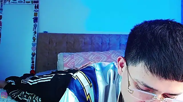 Czat XXX na żywo – _justinmoon2