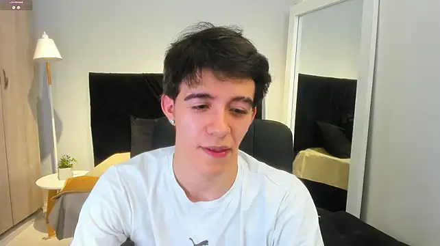 แชท XXX สดของ Austinbolt