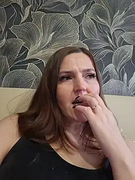 Chat XXX ao vivo de MilaMature