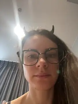 XXX chat uživo modela Homu_chan