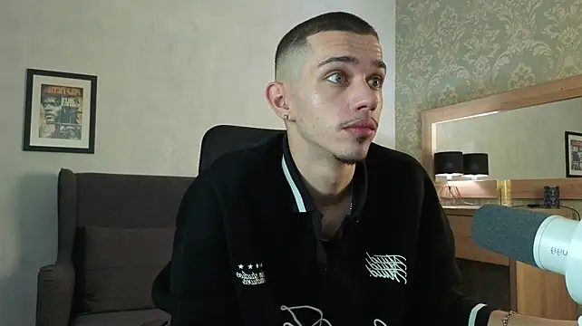 KaydenDrew Chat XXX in diretta
