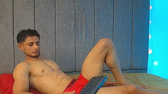 Adonys_Lewis_'s Live XXX Chat