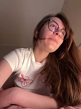 EvaSoulmate_ Adlı Modelin Canlı XXX Sohbeti