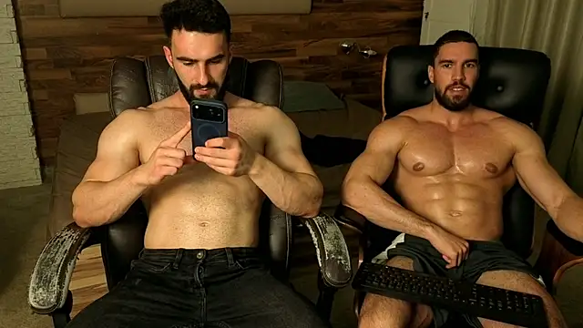 IvanHydee's Live XXX Chat