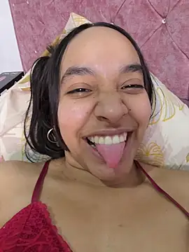 Teenssweet18's Live XXX Chat