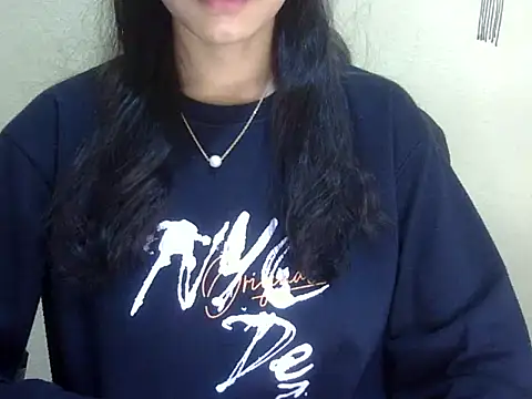 Shazi_1n Webbikameraesitys