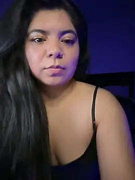 kimmiakiss22's Live XXX Chat