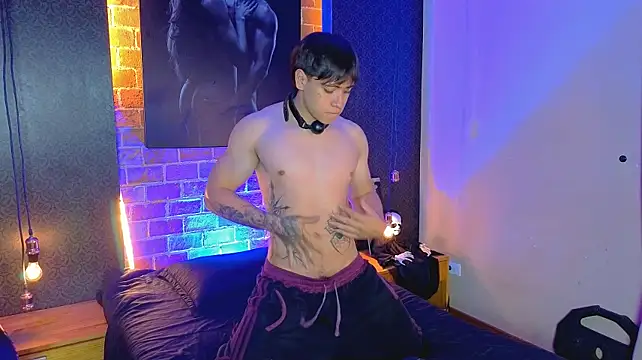 RomanKanne1 Adlı Modelin Canlı XXX Sohbeti