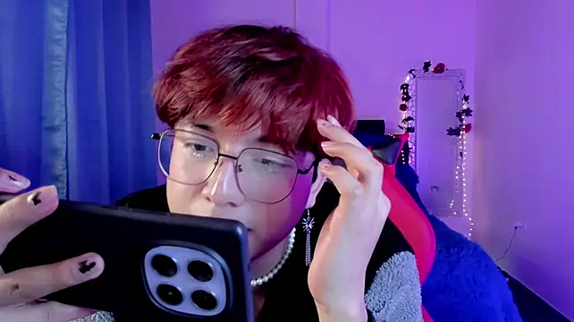 AnggelONfiree's Live XXX Chat