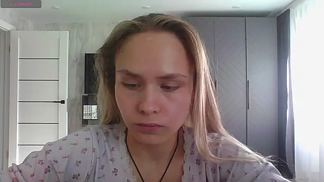 Annie_Cohn Adlı Modelin Canlı XXX Sohbeti