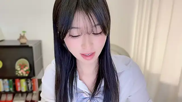 Onechestnut's Live XXX Chat