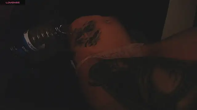 צ'אט XXX בשידור חי של Emma_Foxi
