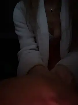 bigbootyfreakxxx – Naživo XXX chat