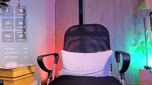 riky_11 Live XXX-Chat