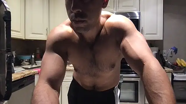 Czat XXX na żywo – BigGuyMuscle