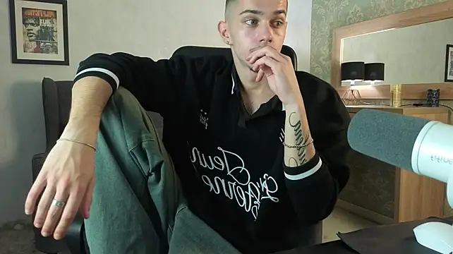 KaydenDrew Chat XXX in diretta