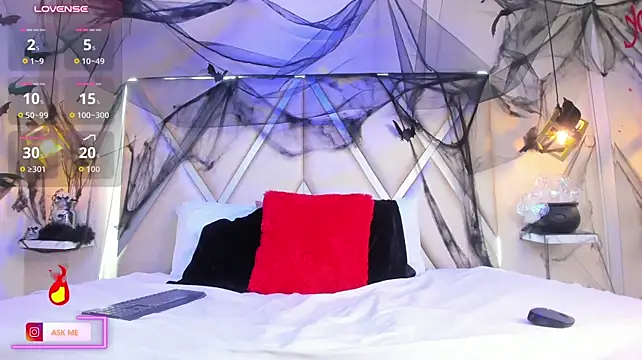 Czat XXX na żywo – Seraphine_2