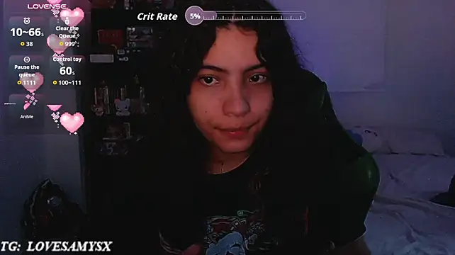 Chat +18 de Lovelyamyy ao vivo
