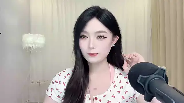 XXX chat uživo modela LiLy0608