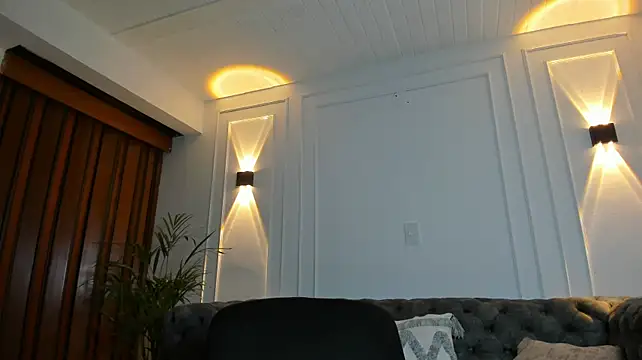 XXX chat uživo modela auravg