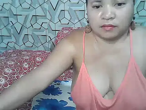 hotpussyxxx33x Chat XXX live