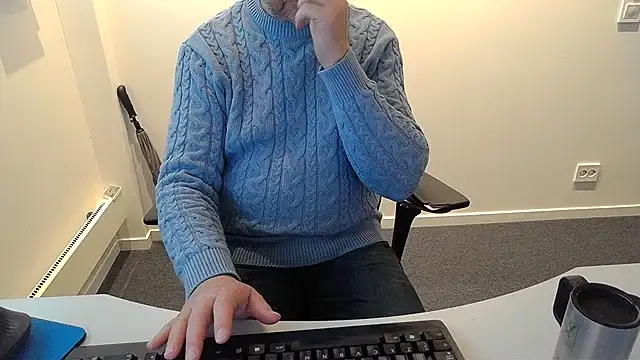 Buggemann live XXX chat