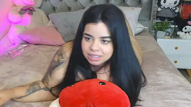 MiahJoness Live XXX-chat